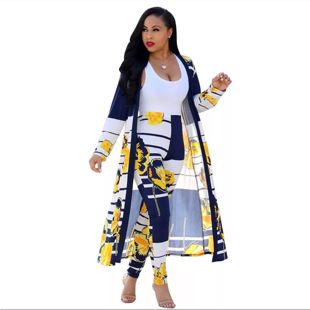 Yellow, blue and white two piece set
